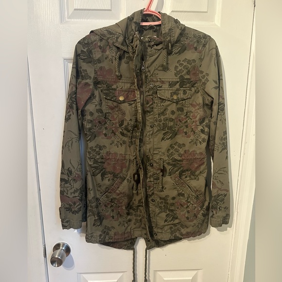 Kismet camo army green floral button zipper front hood drawstring coat jacket - Picture 4 of 12
